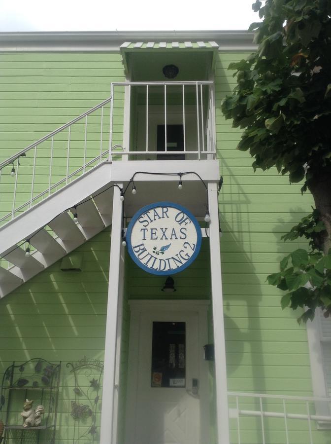 Star Of Texas Inn Building Two Austin Eksteriør bilde